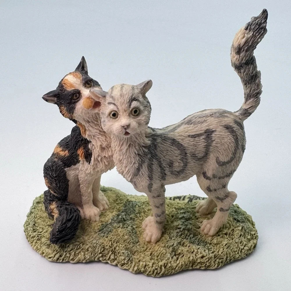Lowell Davis Cat Kitten Figurine 